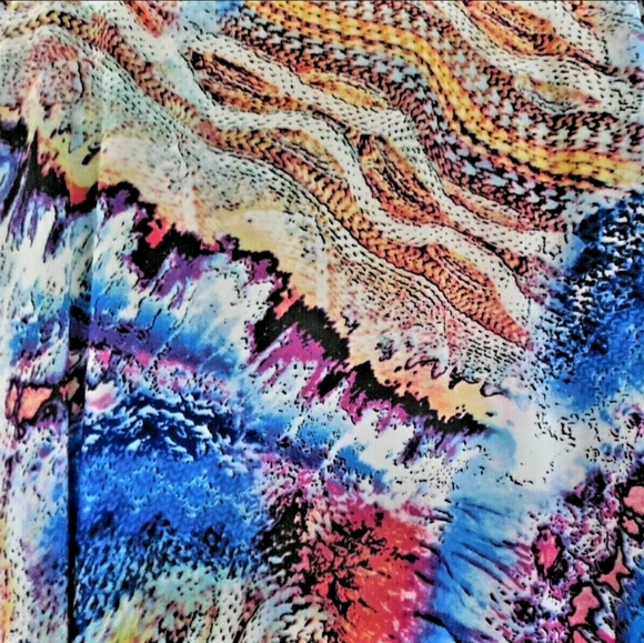 LINEA DOMANI BLUE PRINTED TOP SHEER FRONT LAYER W/BLACK UNDER LINING - Picture 9 of 10